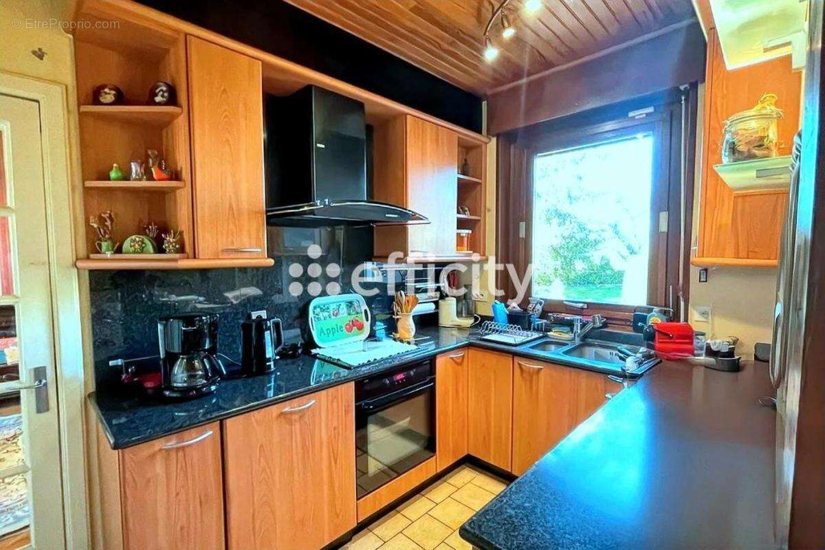 Maison à VIEUX-CONDE