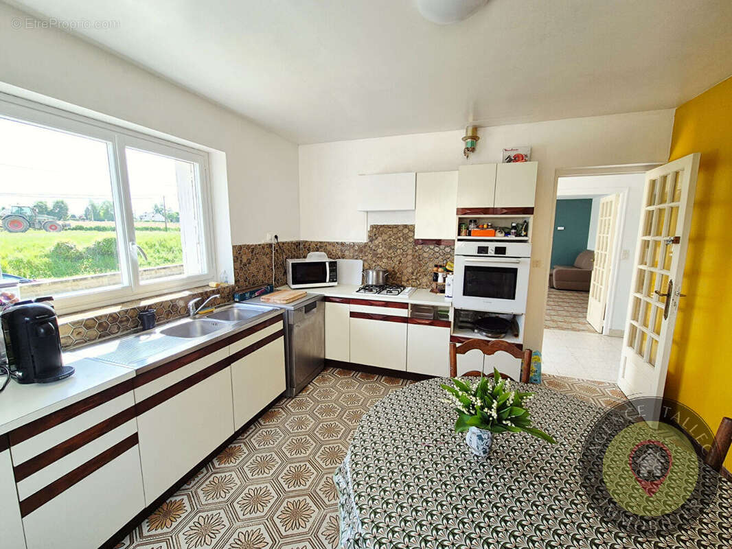 Maison Familiale 158m²  Saint-Judoce - photo 4