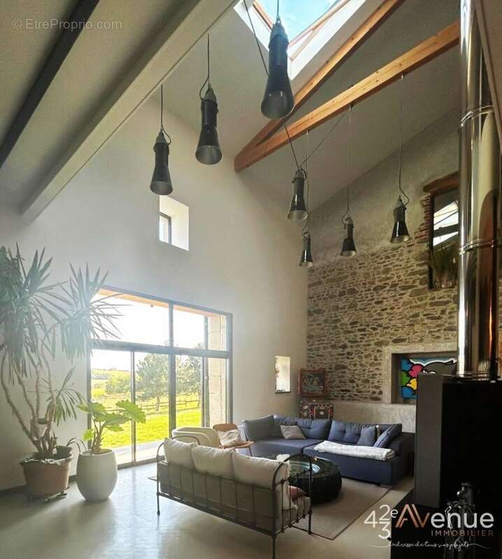 Maison à LARAJASSE
