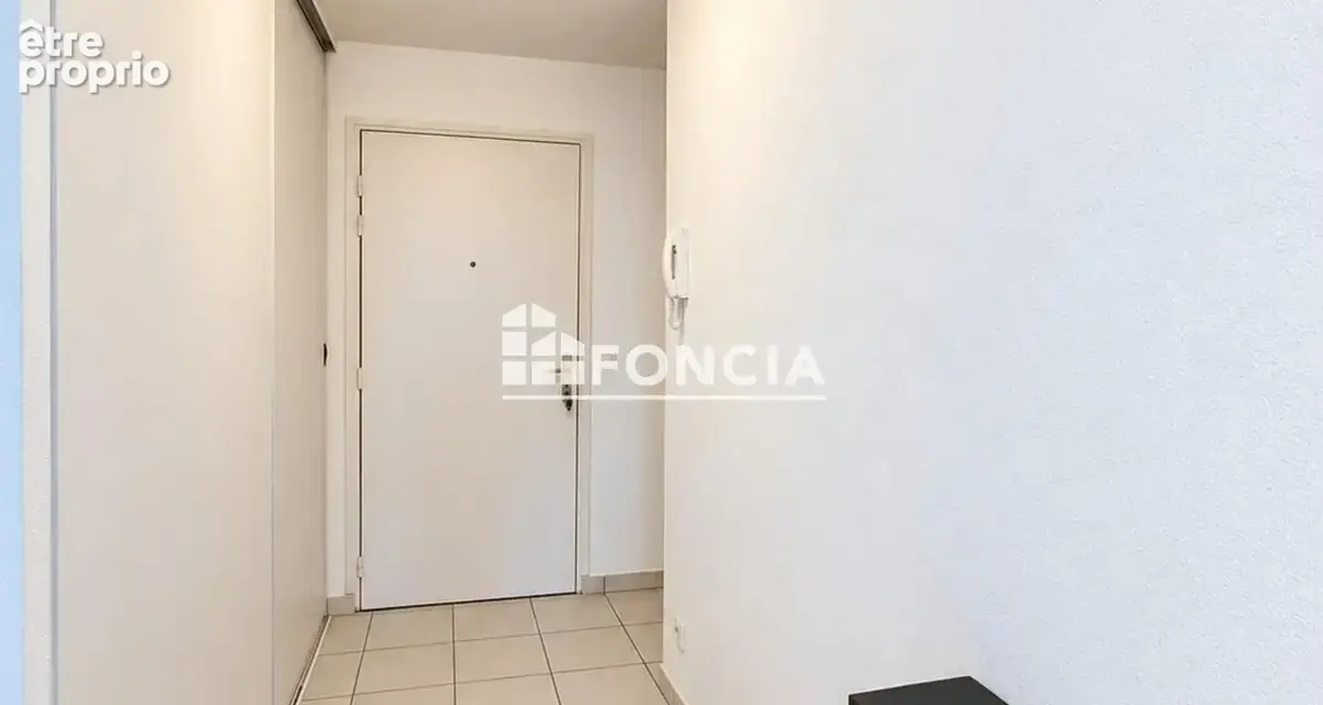 À vendre – appartement t4 de 87,17 m² avec double garage et cave – villefranche-sur-saône - photo 11
