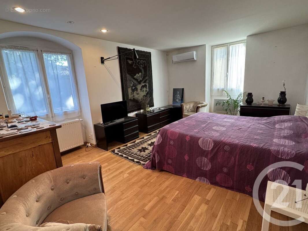 Maison à COSNE-COURS-SUR-LOIRE