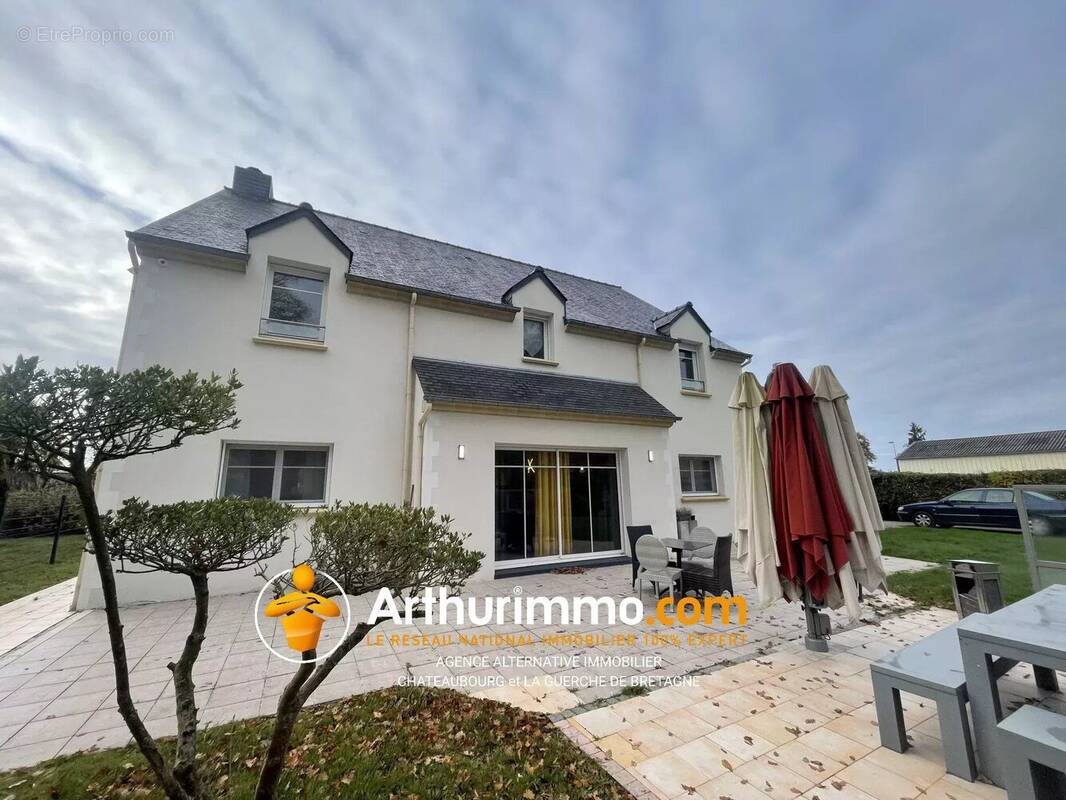 Maison à LA BOUEXIERE