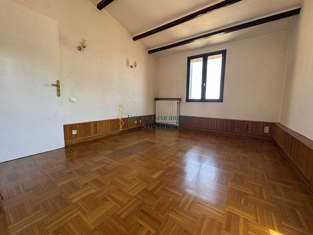 Appartement à CLERMONT-L&#039;HERAULT