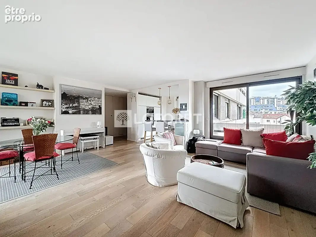 Appartement à SURESNES