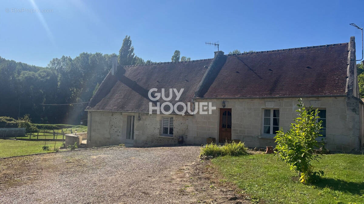 Maison à THOUROTTE