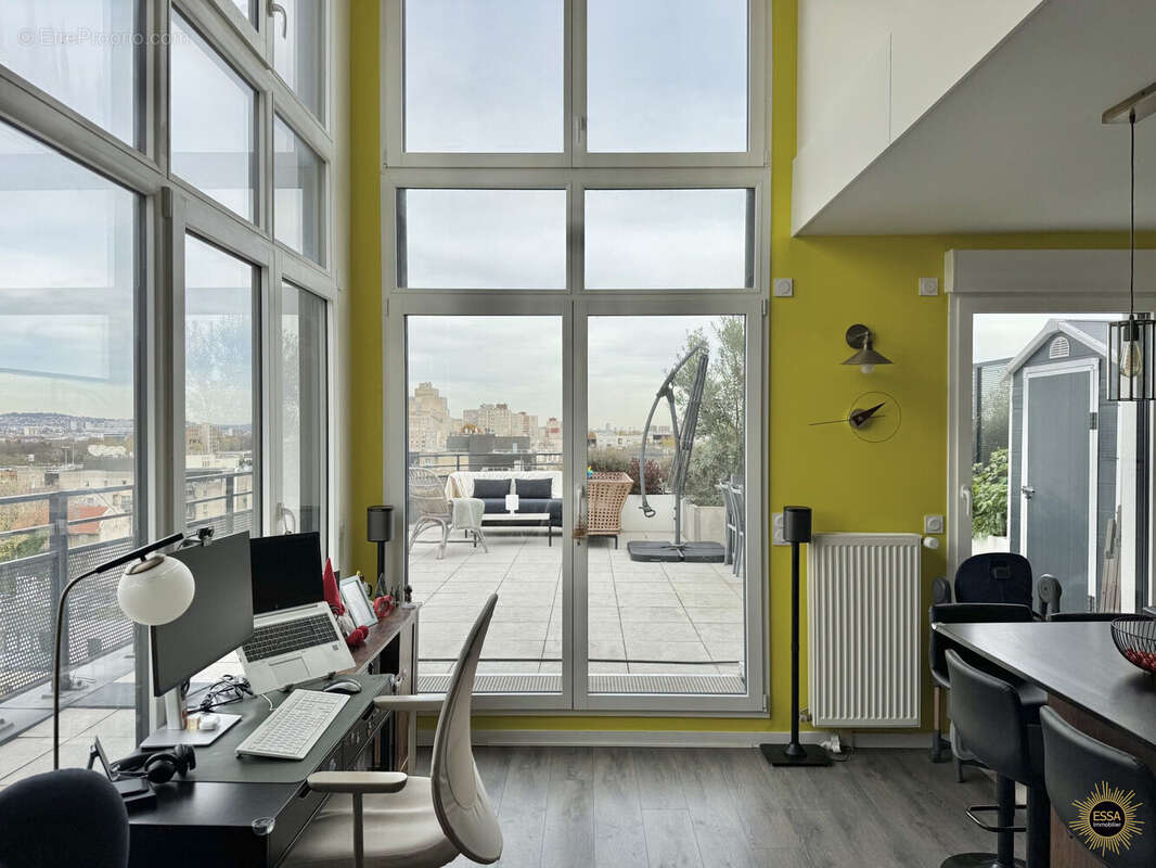 Appartement à COLOMBES