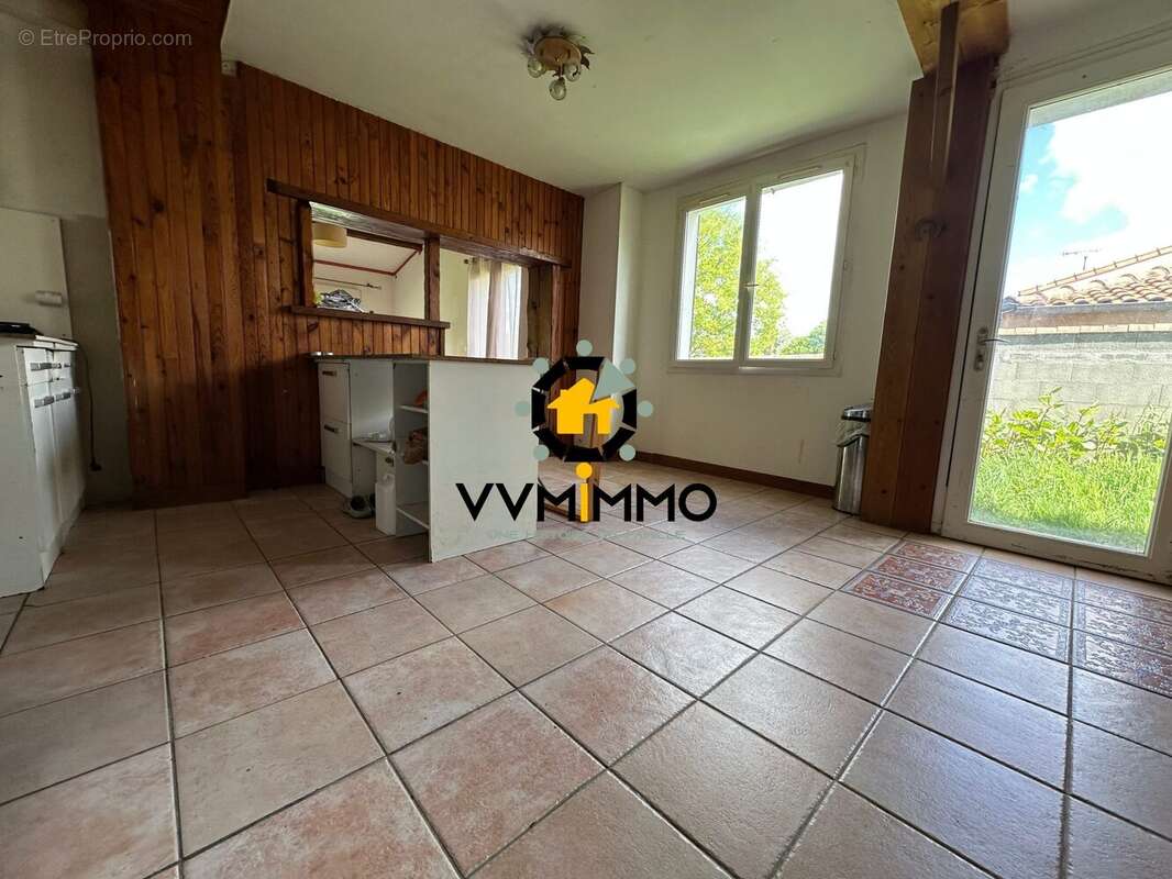 Maison à LE CELLIER