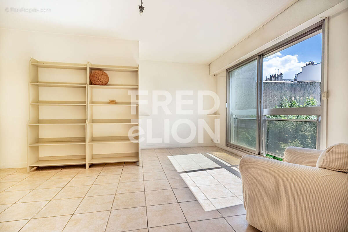Appartement à PARIS-11E