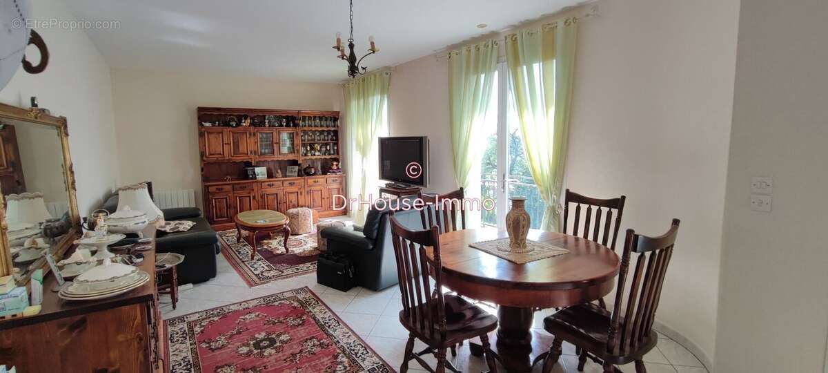 Maison à CHATELLERAULT