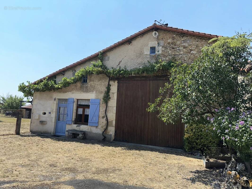 Maison à ROMAGNE