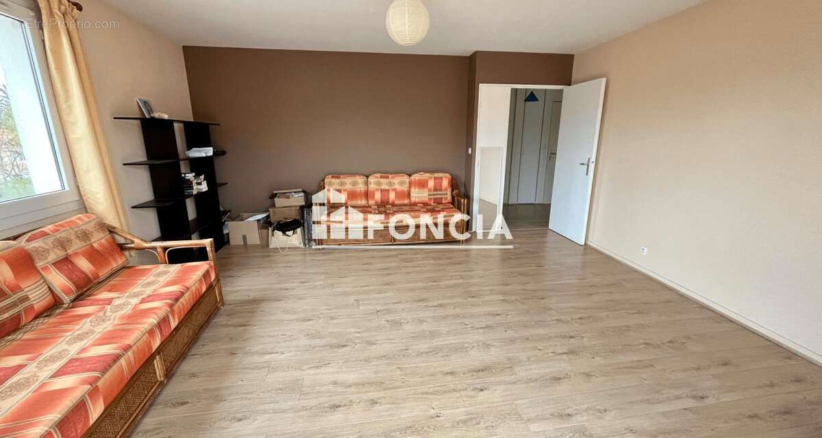 Appartement à ELANCOURT