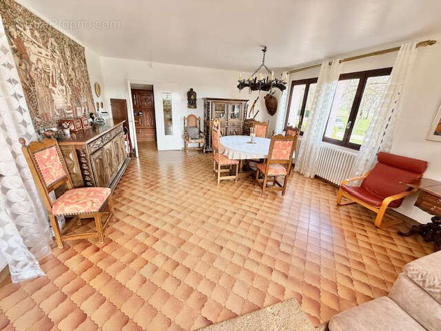 Maison à SAUVERNY