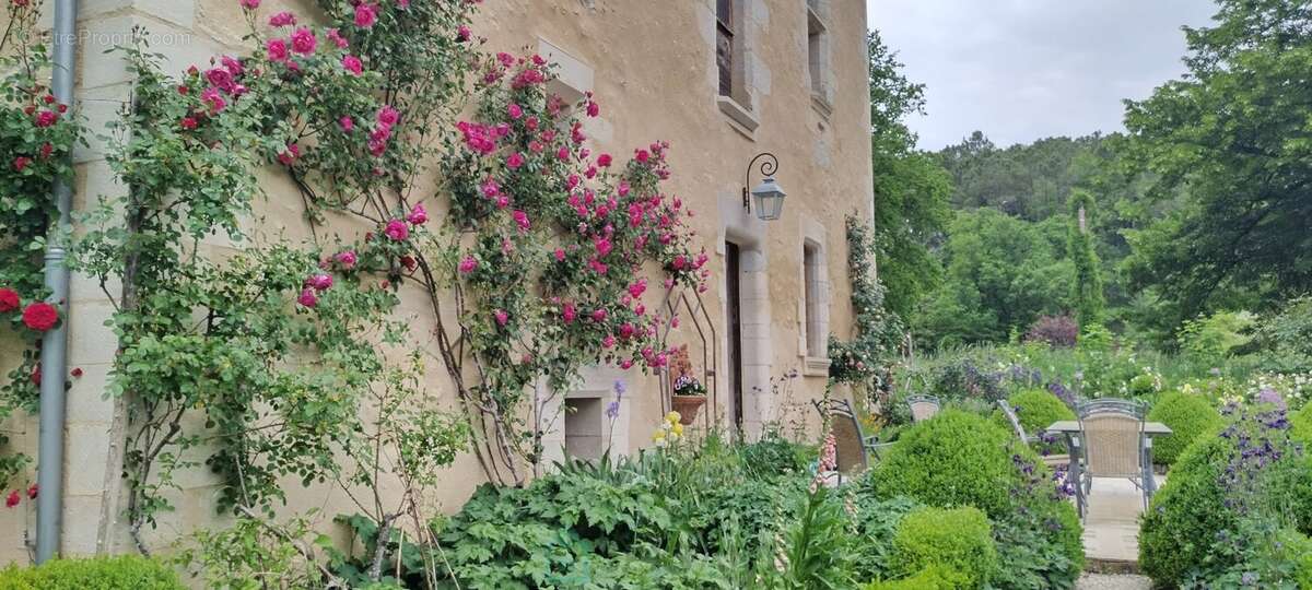 Maison à AGONAC