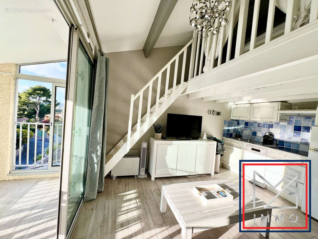 Appartement à SANARY-SUR-MER