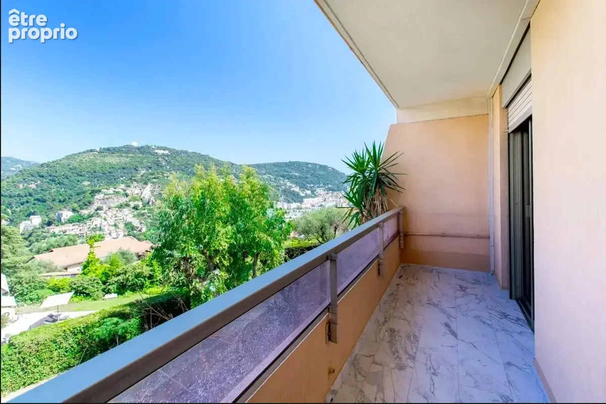 NICE CIMIEZ - Superbe 4 pièces de 153m2 avec solarium de 140 m2,cave et garage - photo 3