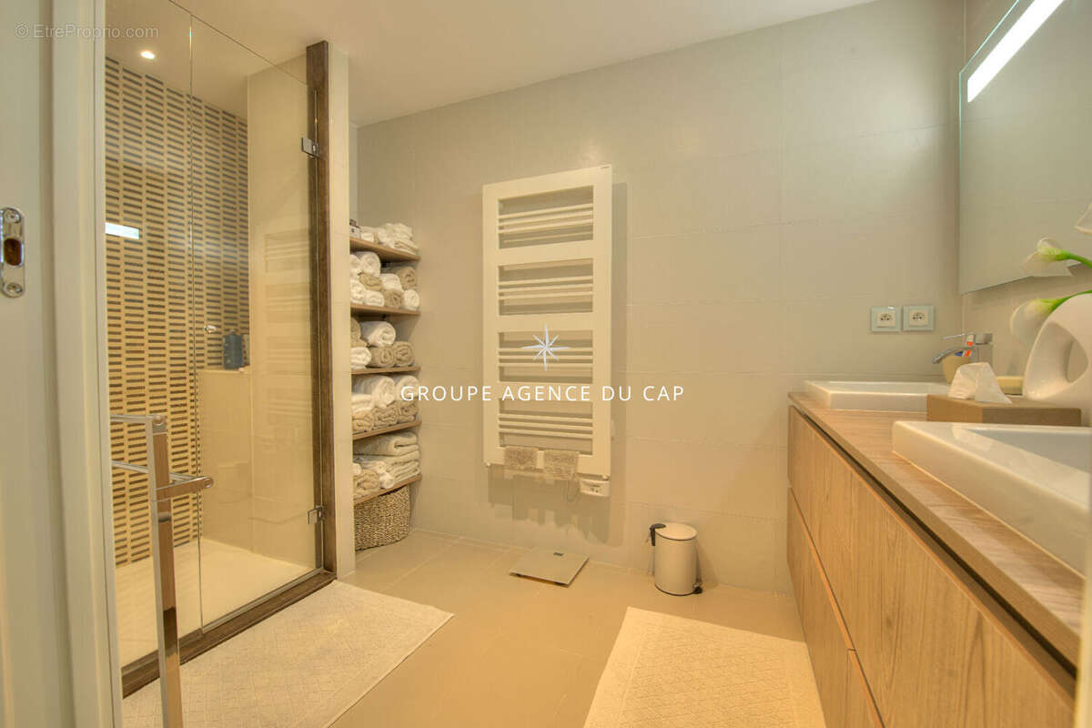 Appartement à SAINT-RAPHAEL