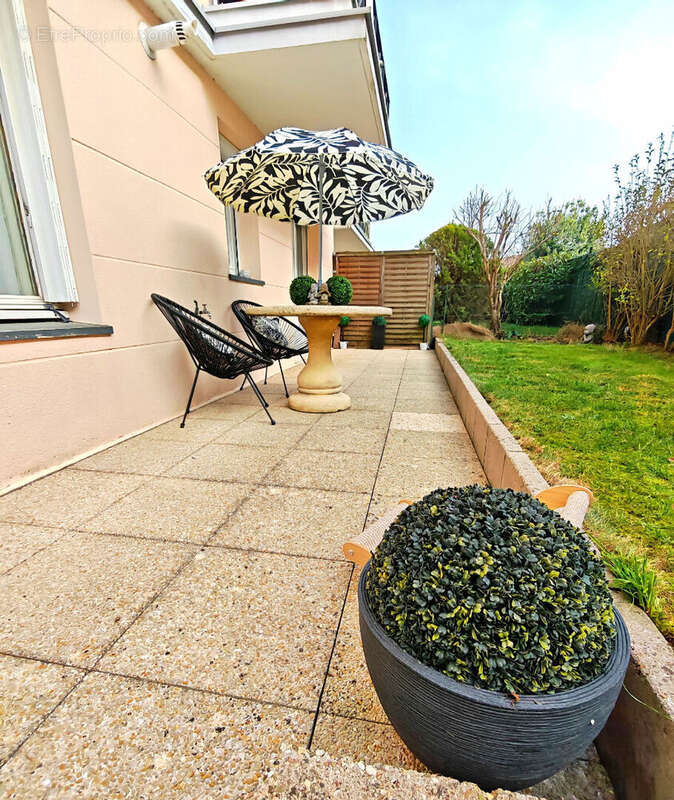 Appartement à ROISSY-EN-BRIE