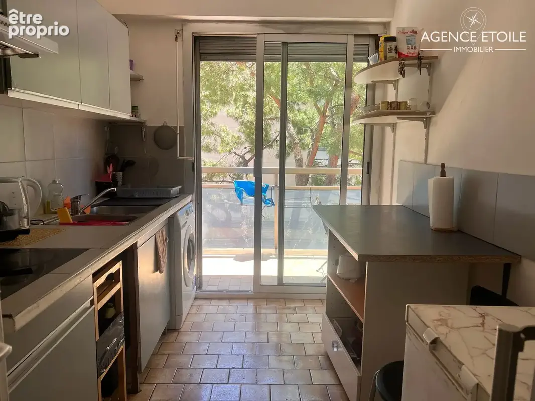 T3 avec balcon   Prado / Bd Latil, Marseille 8e - photo 3