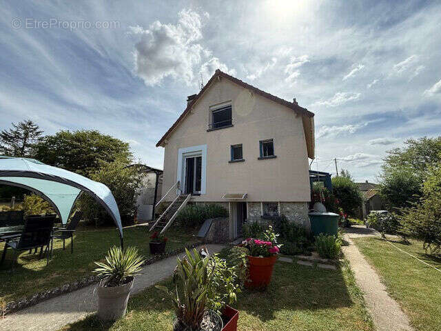 Maison 74 m² à Jouy-Sur-Morin  - photo 2