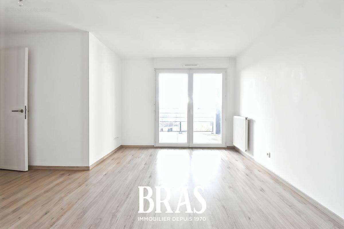 Appartement à REZE