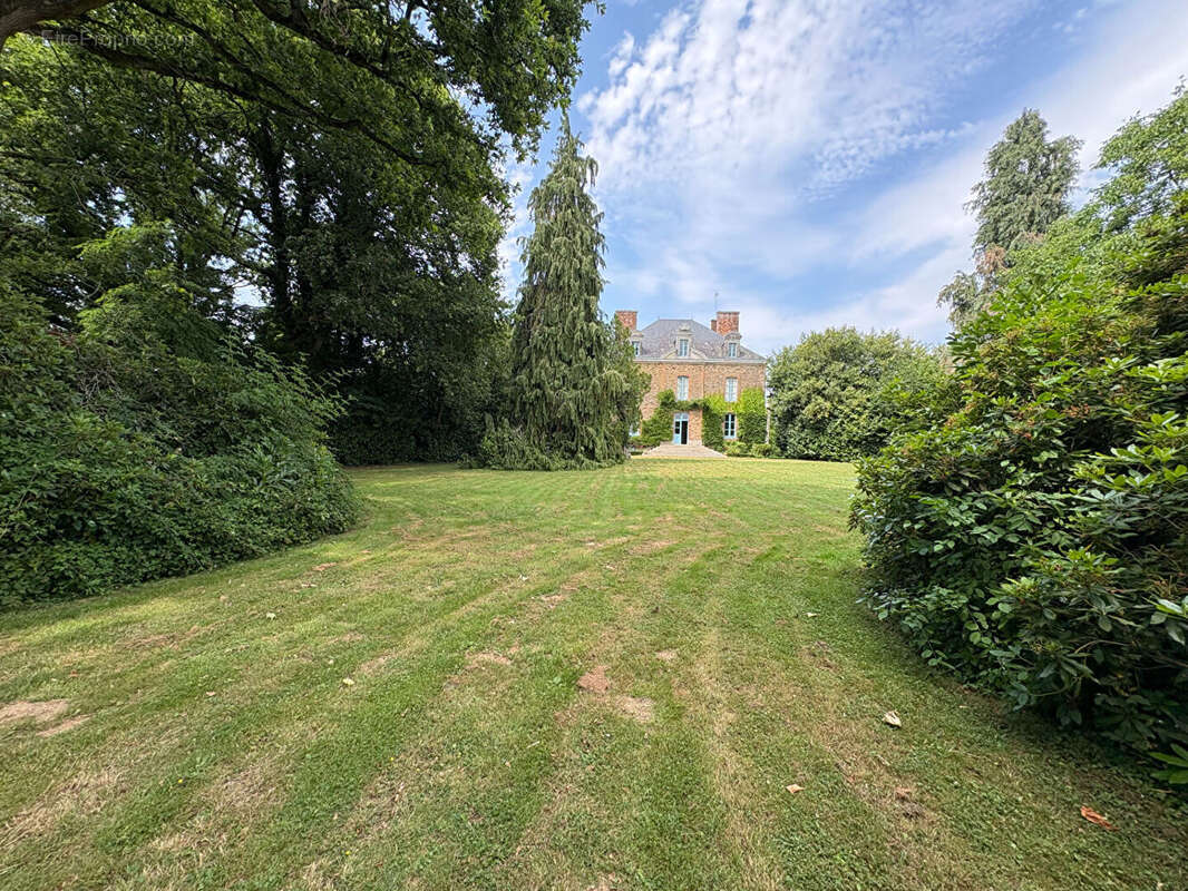 Maison de caractère à vendre - 336m² sur 2 hectares - Les Brulais, à 40 minutes de Rennes - photo 14