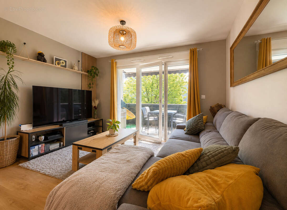 Appartement à SAINT-CERGUES