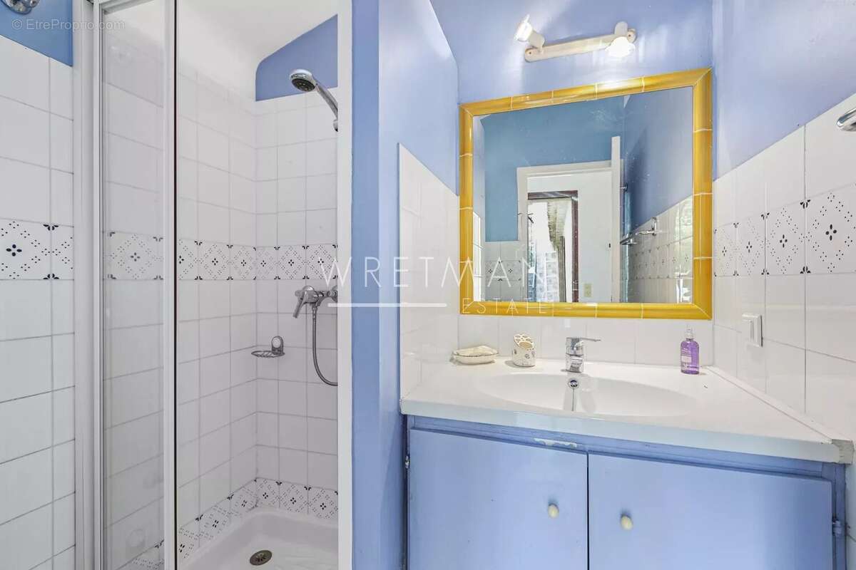 Maison à TOURRETTES-SUR-LOUP