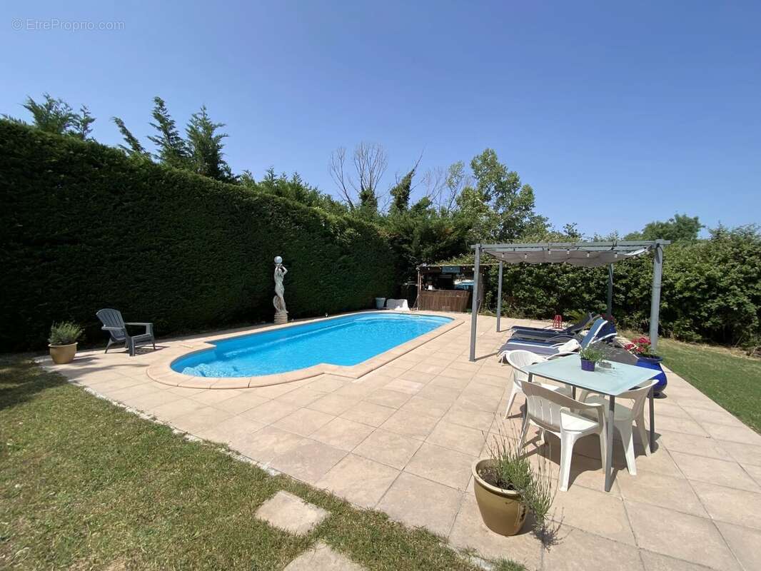 Maison à SAINT-MAXIMIN-LA-SAINTE-BAUME