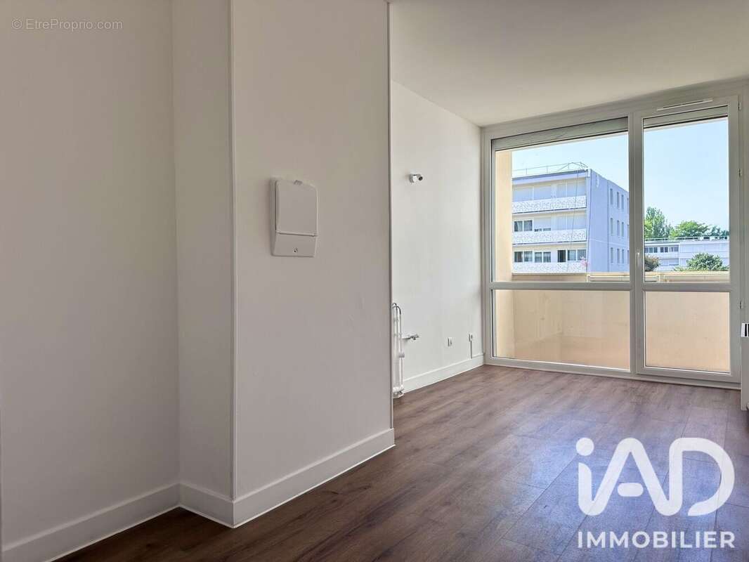 Photo 5 - Appartement à CERGY
