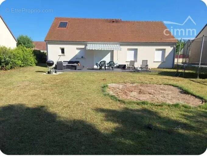 Maison à MONTLIVAULT