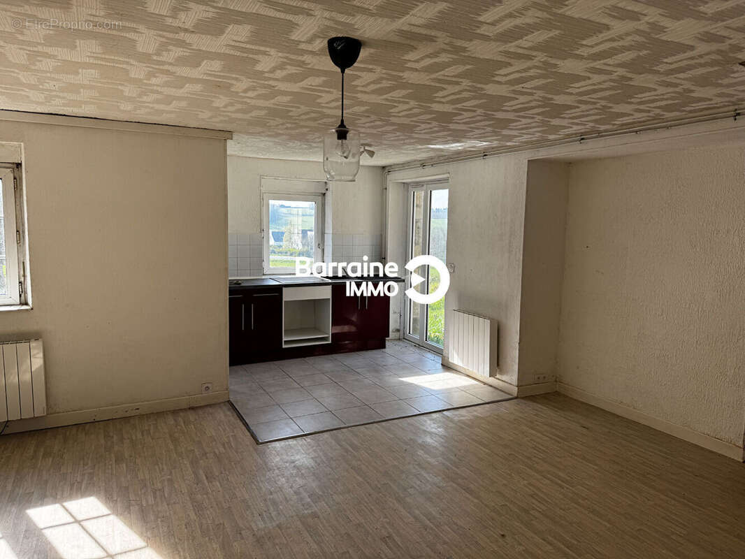 Appartement à PLOUGONVEN