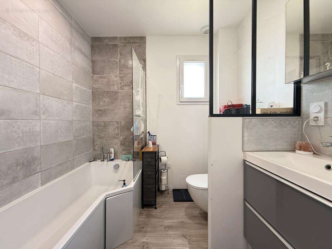 Maison à SAINT-SULPICE-DE-ROYAN