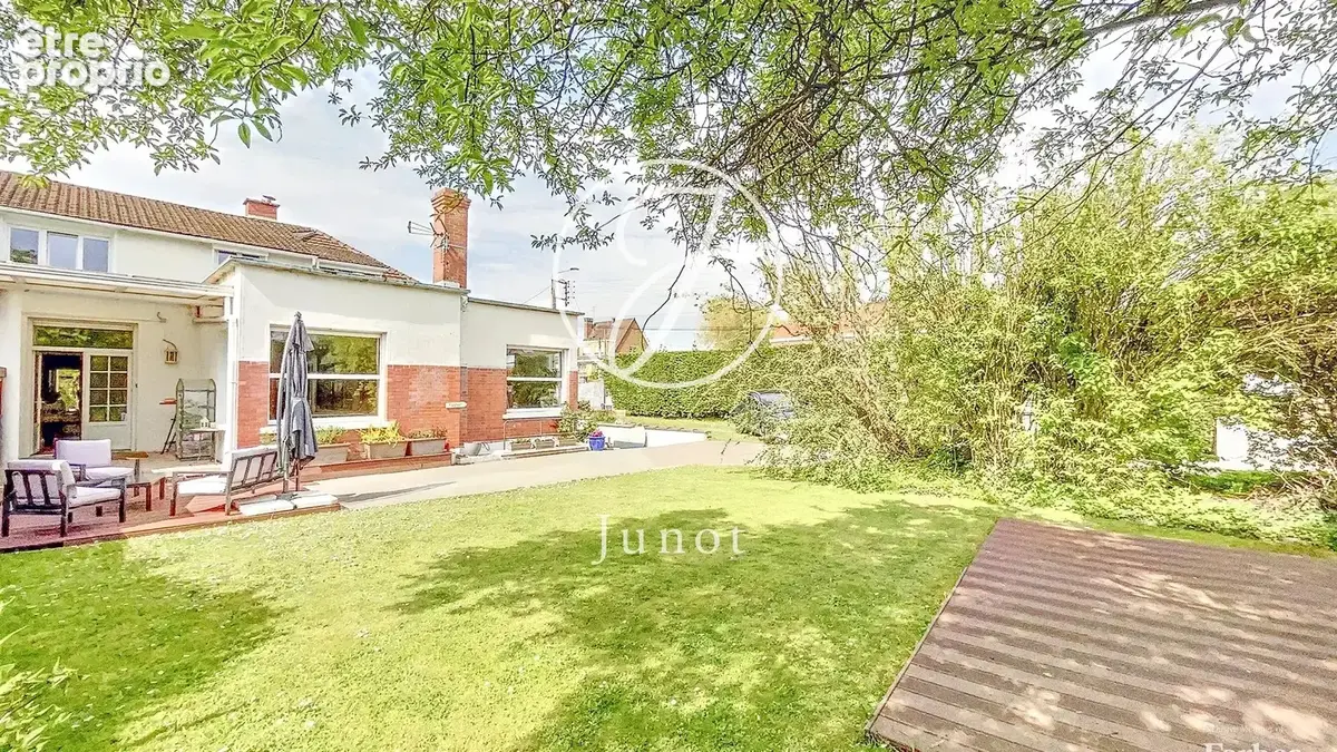 Wavrin - WEPPES - Maison - 5 pièces - 186m² - Jardin - garage et stationnements - photo 13
