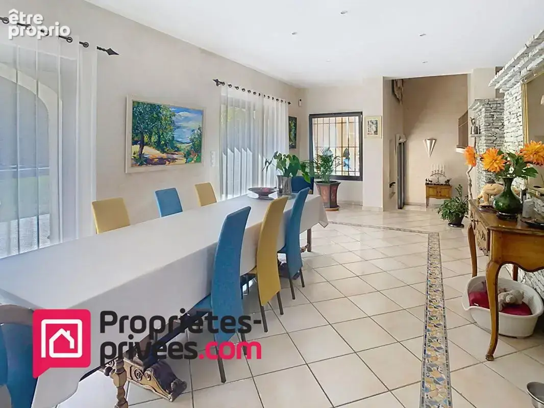 Maison Plan D Aups Sainte Baume 5 pièce(s) 197m² - photo 5