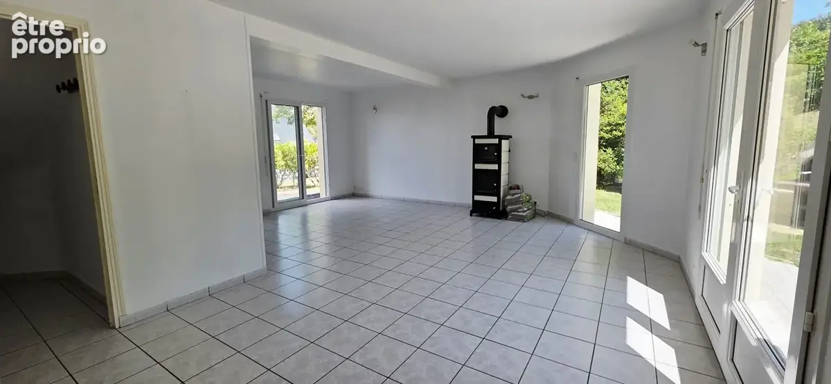 Maison 6 pièces 102 m² à vendre à Tredrez-Locquemeau (22300) - photo 4