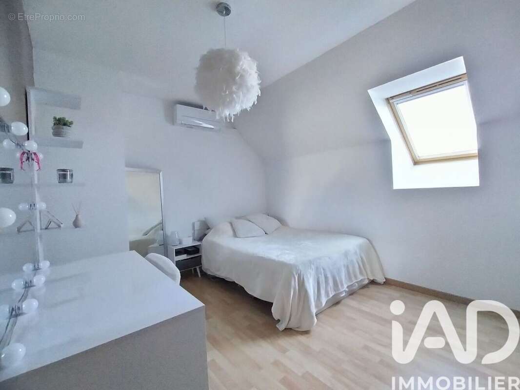 Photo 7 - Maison à TOUQUIN