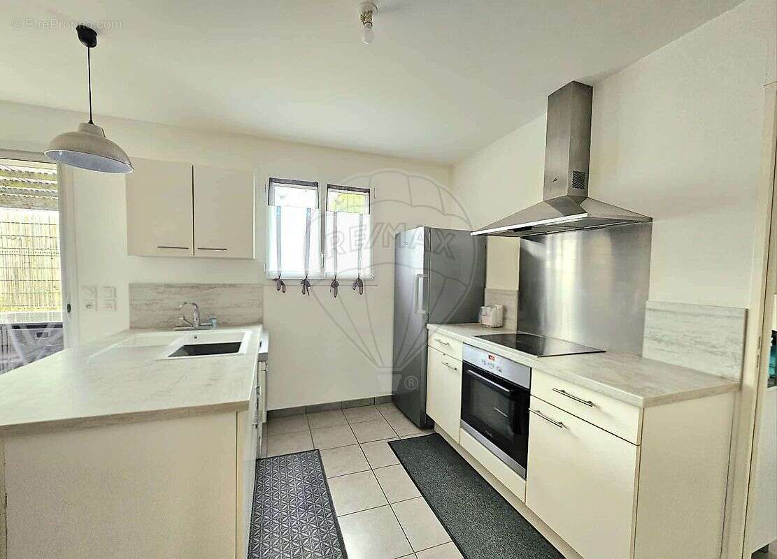 Maison à SAINT-XANDRE