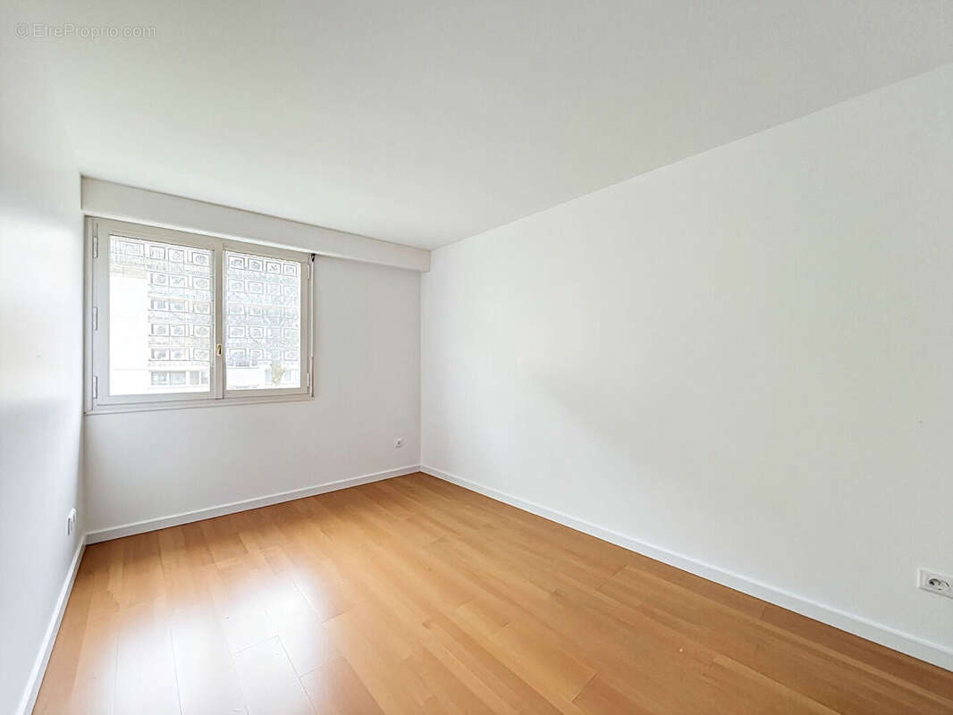 Appartement à SAINT-MICHEL-SUR-ORGE