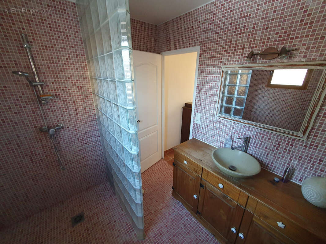 Maison à LA FREISSINOUSE