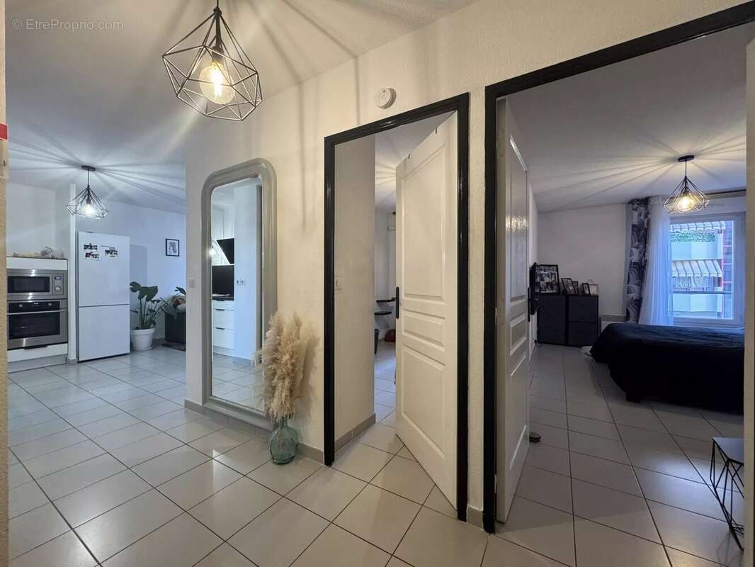 Appartement 59 m² à Cannes  - photo 8