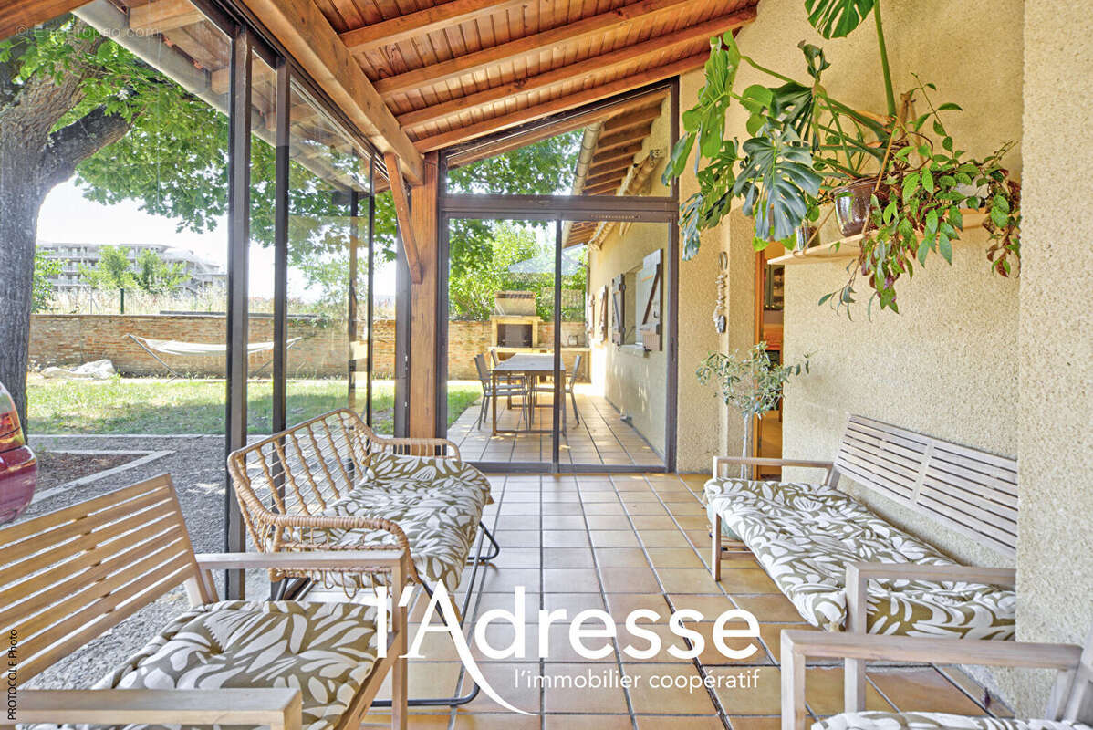 Exclusivité l'Adresse - Toulouse (Quartier Bordeblanche / Lardenne) - Maison T5 de 157.28m² sur un Terrain de 425m² - photo 5