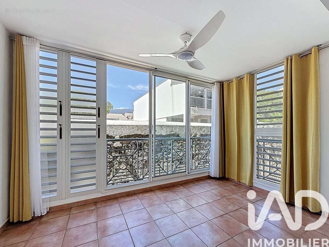 Photo 6 - Appartement à SAINT-DENIS