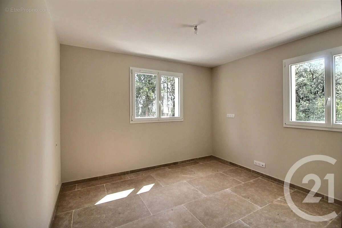Maison 123 m² à Grasse  - photo 9