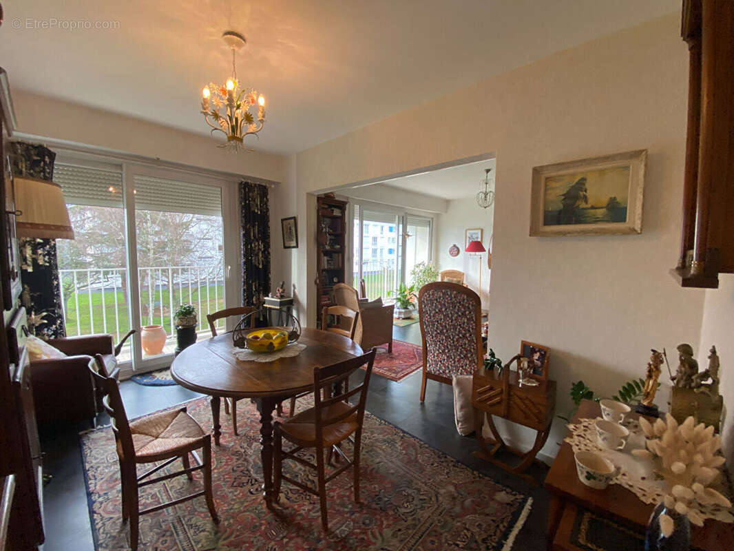 Appartement à LAVAL