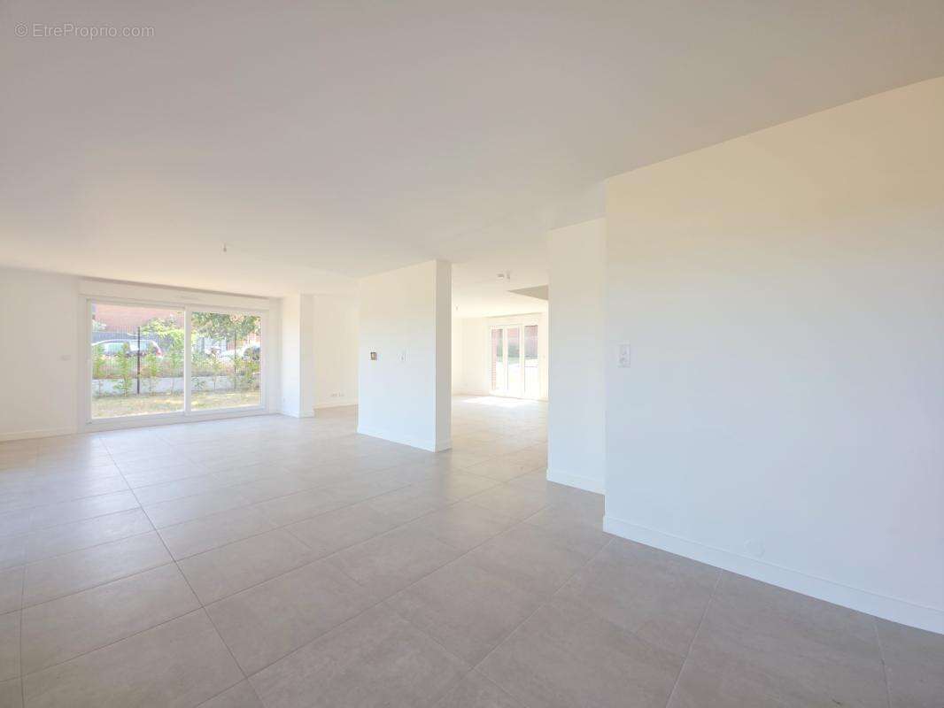 Maison 170 m² à Genech  - photo 3
