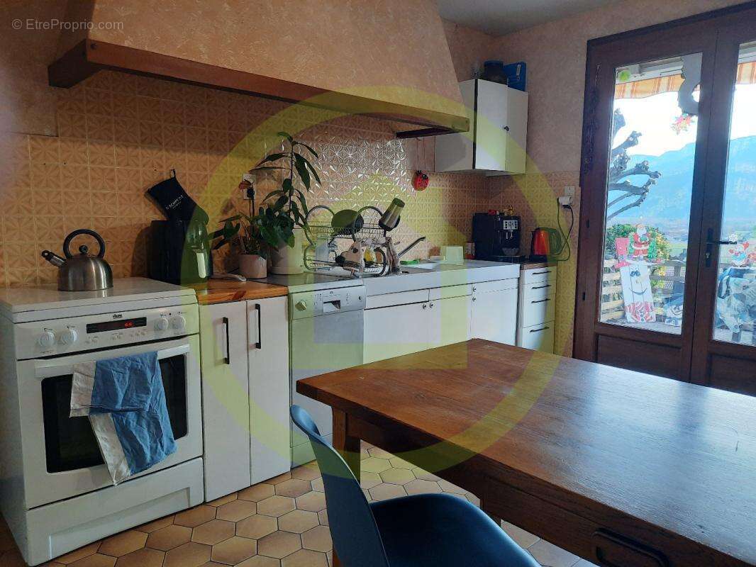 Maison à LA BUISSE