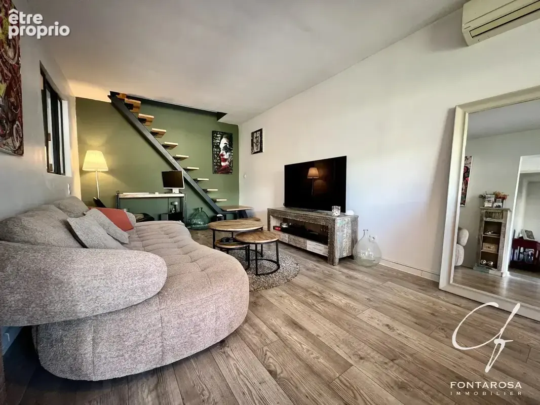 Saint-raphaël – spacieux t4 avec terrasse et cour privative – - photo 2