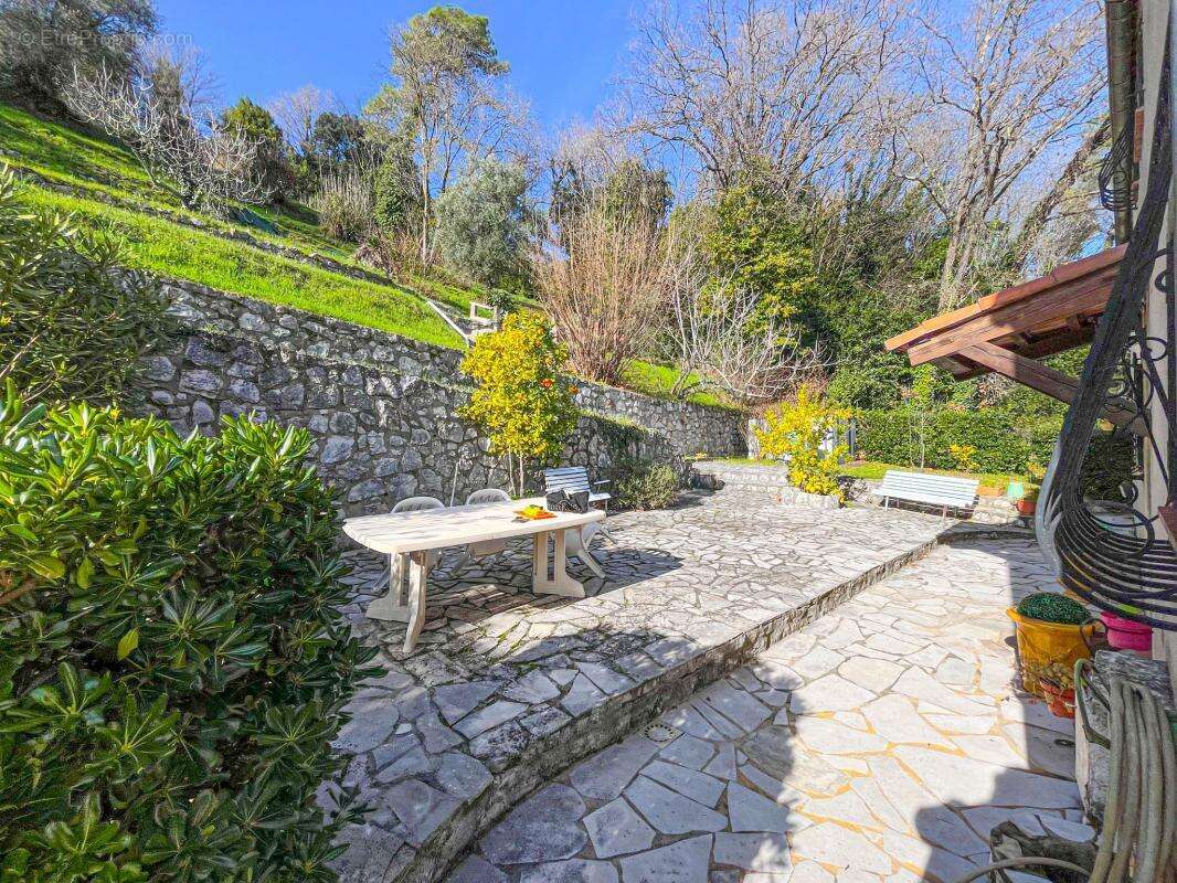 Maison à LA COLLE-SUR-LOUP