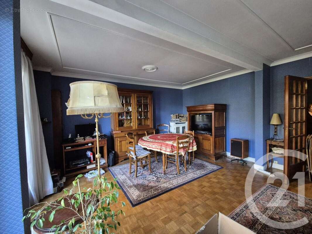 Appartement à SAINT-GRATIEN