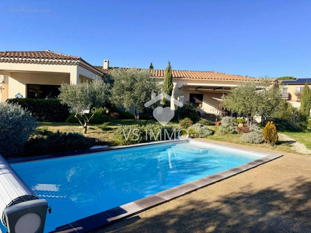 Maison à VAISON-LA-ROMAINE